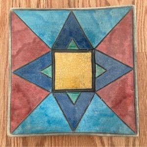 🎁 Decorative pottery plate